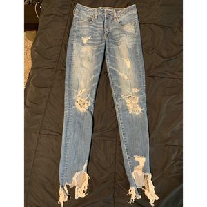 Hi-rise light wash jeans